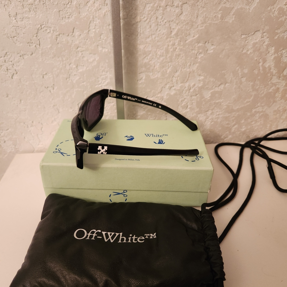 Off-White Black Rectangular Sunglasses - image 5